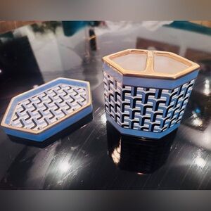 Jonathan Adler Versialles ceramic soap dish and toothbrush holder set - new